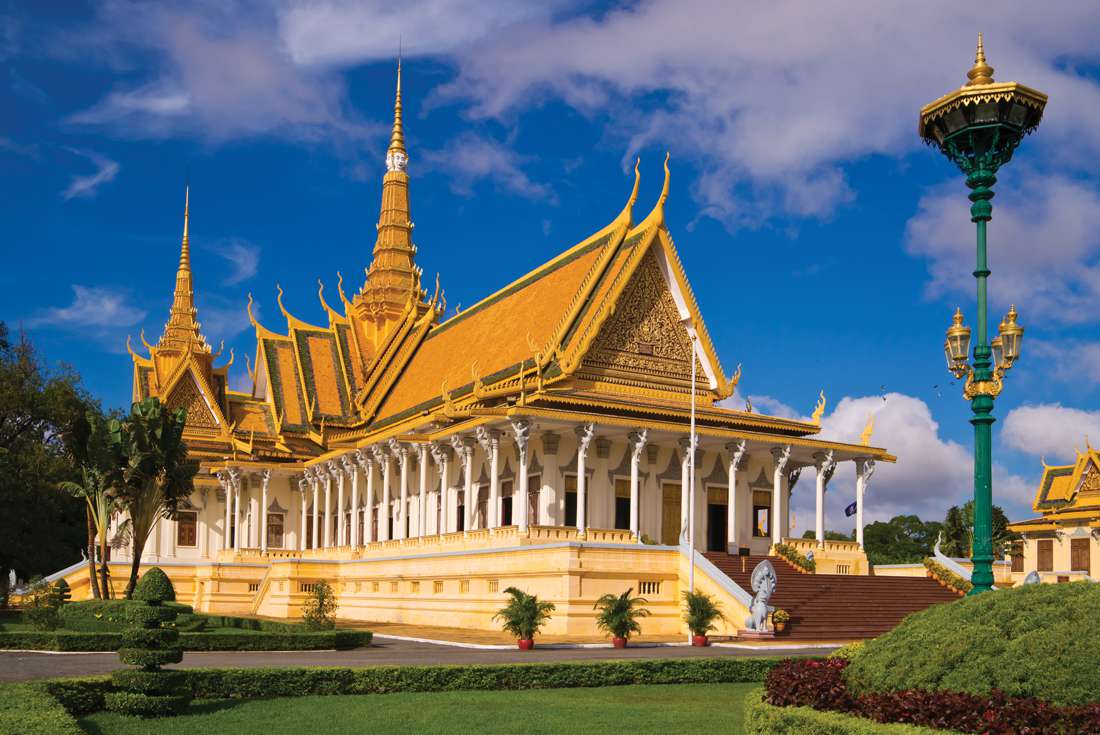 cambodia phnom pehn royal palace