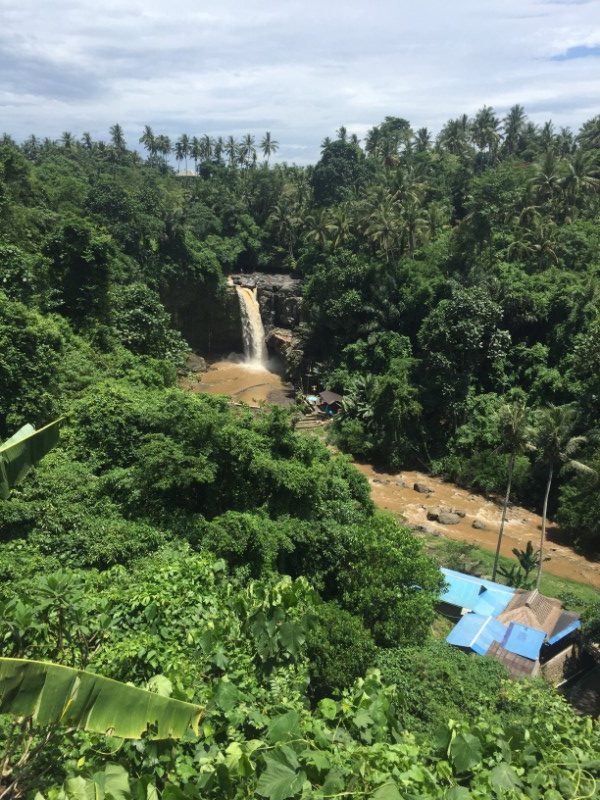 Bali on week guide Tegenungan Waterfall