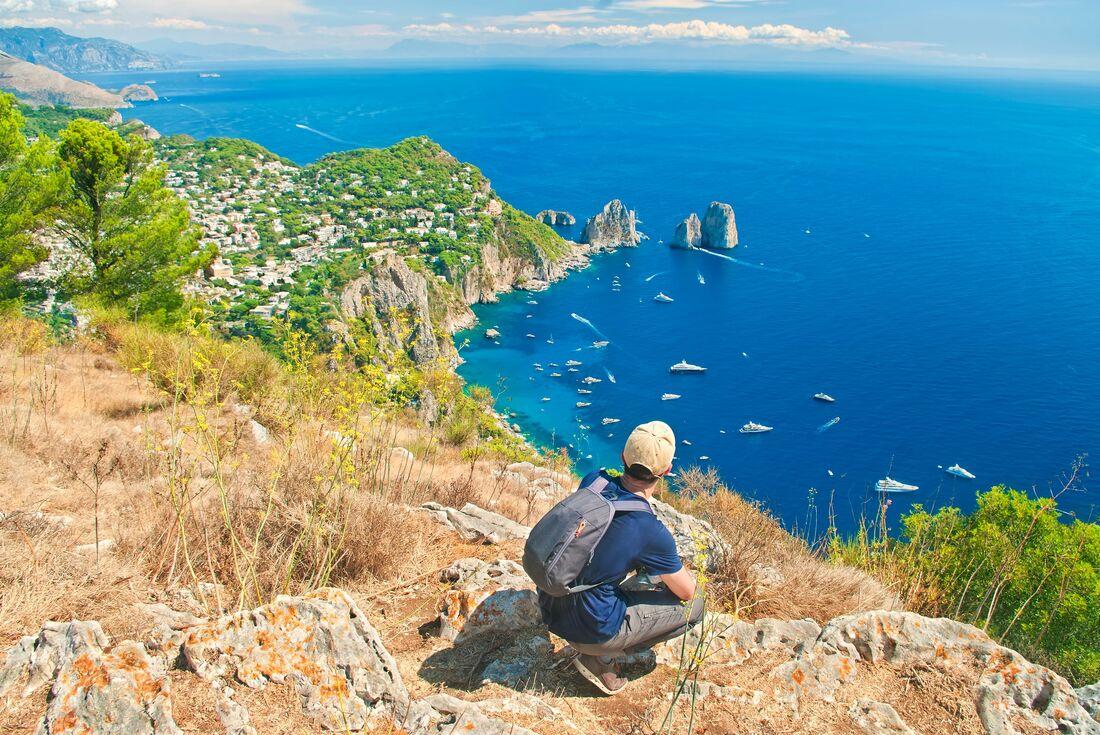 Amalfi Coast: Hike, Boat & Kayak | Intrepid Travel BE