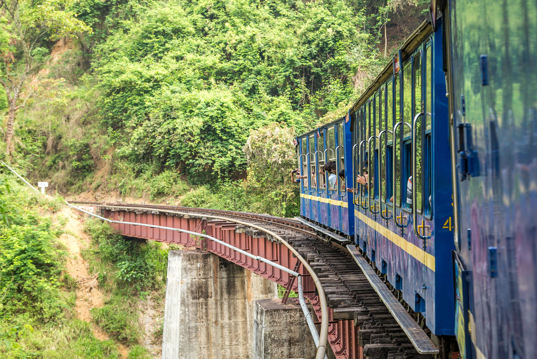 India Nilgiri Mountain Railway