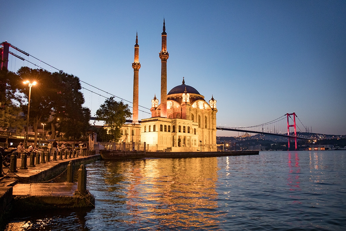 A mosque in Istanbul, Turkey, with the lights on before sunrise