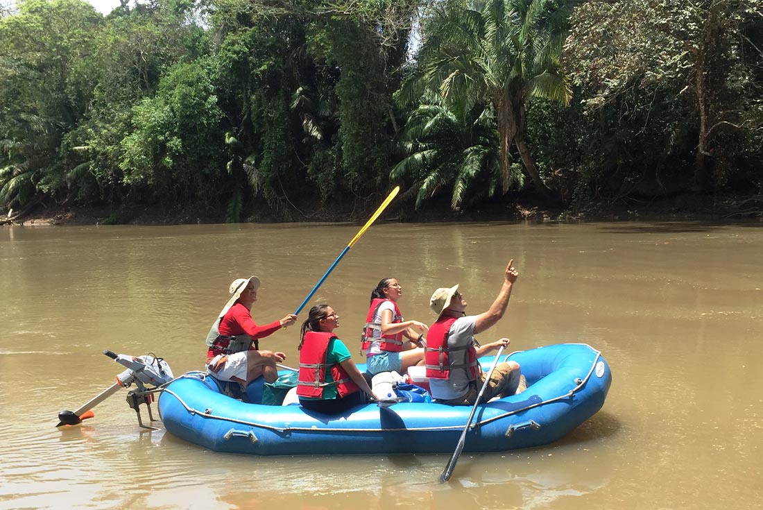 QBPR - Travellers rafting in Cano Negro eco safari in La Fortuna