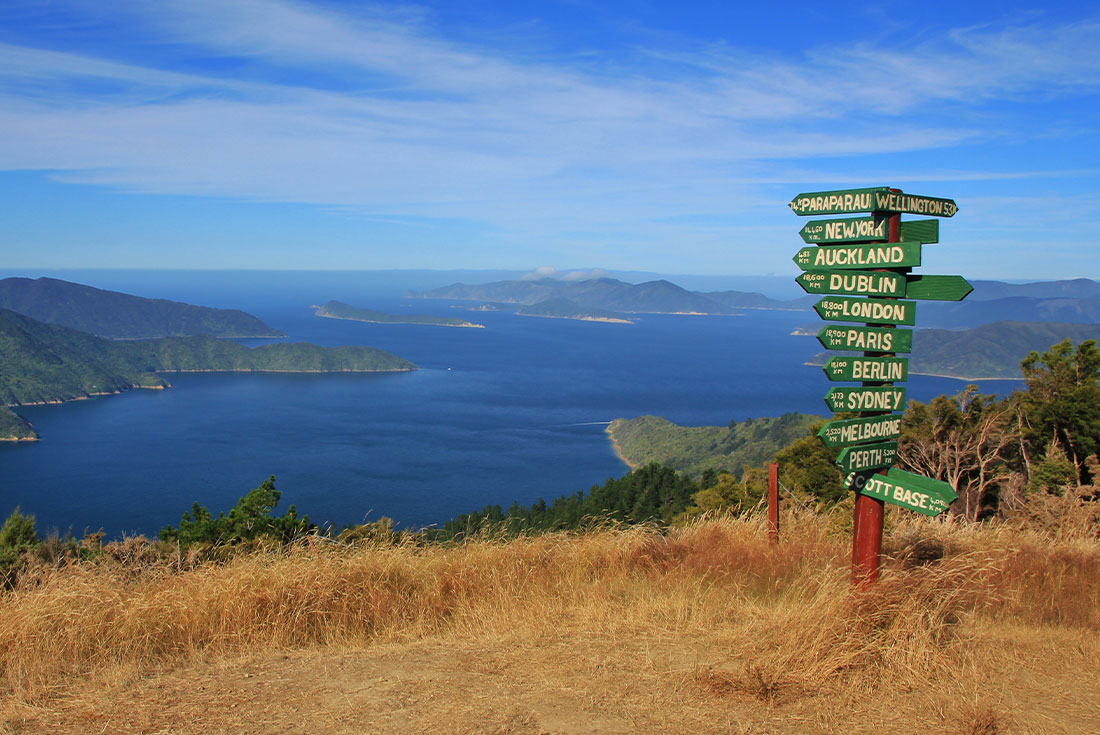 Destination signage on the Queen Charlotte track