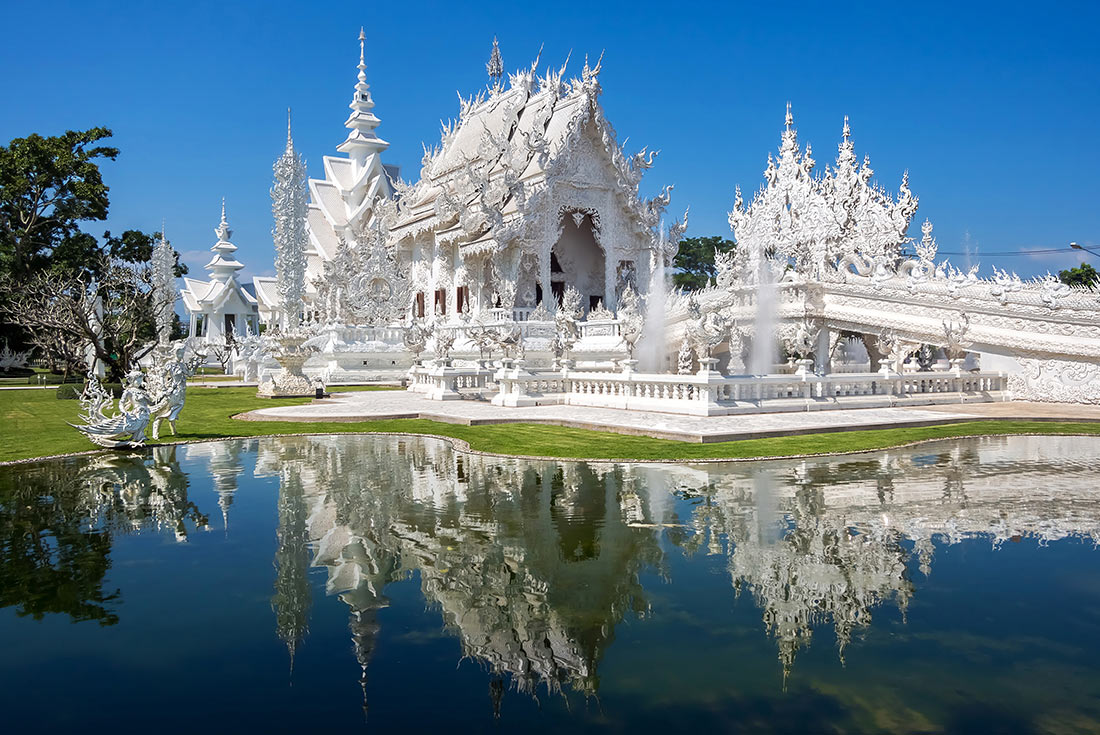 Wat Rong Khun in Chiang Rai, also called the White Temple, Thailand