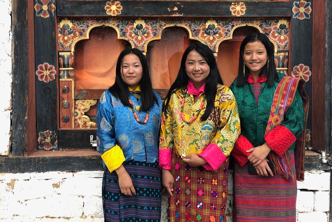 HNPB - Group of local women in Bhutan, traditional costume 