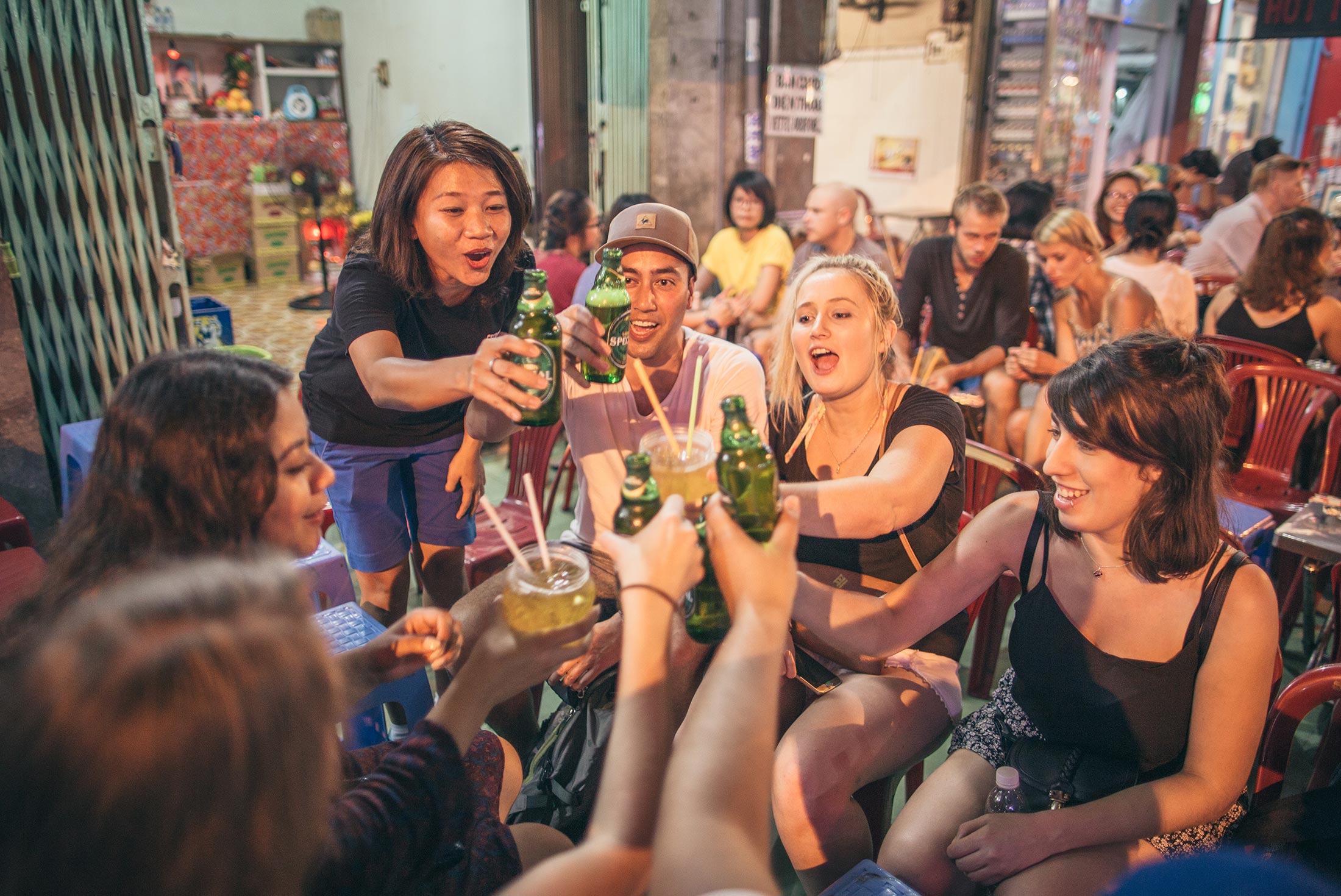  gteac_vietnam_group_cheers_beers_ho-chi-minh-city