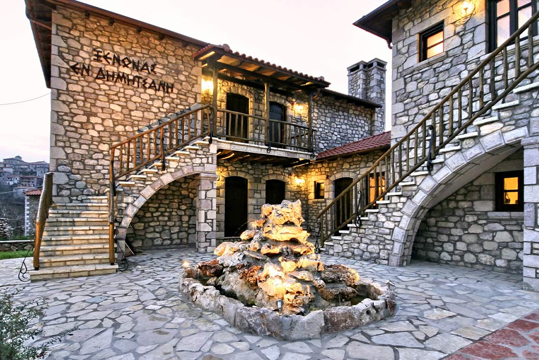 Greece Feature Stay: Guesthouse en Dimitsani, hotel stone exterior