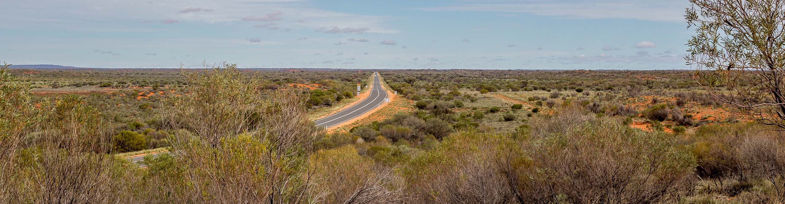 Outback highway in the Northern Territory, Australia 