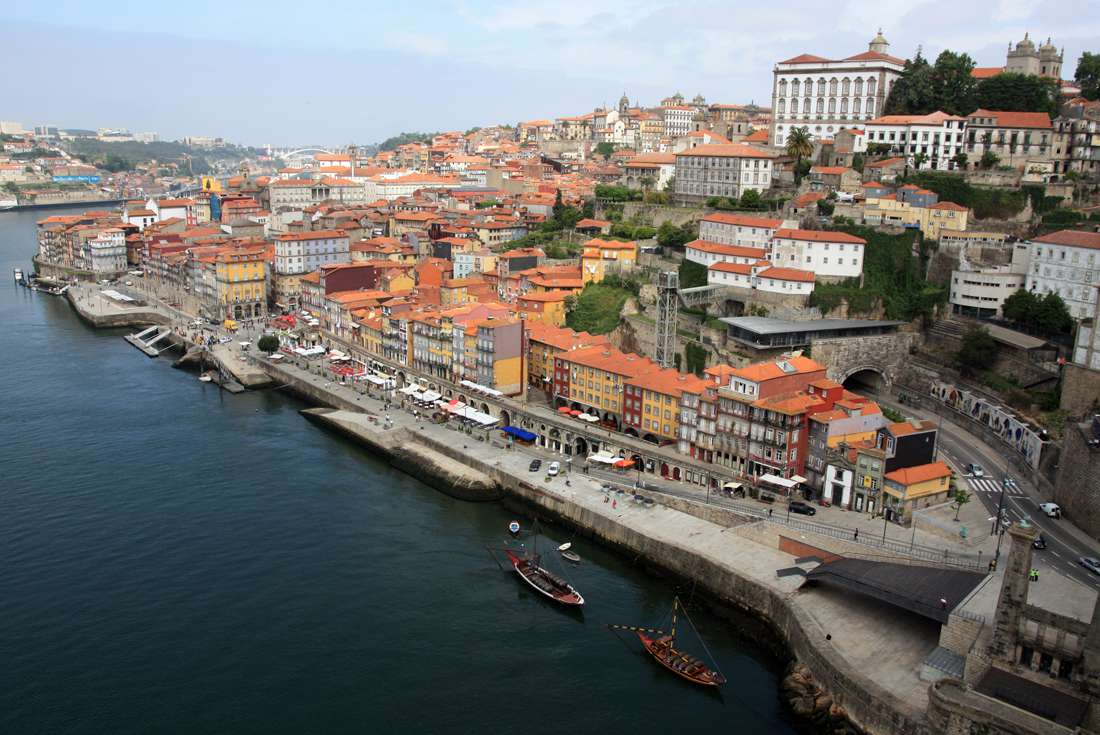 Portugal Porto downtown river