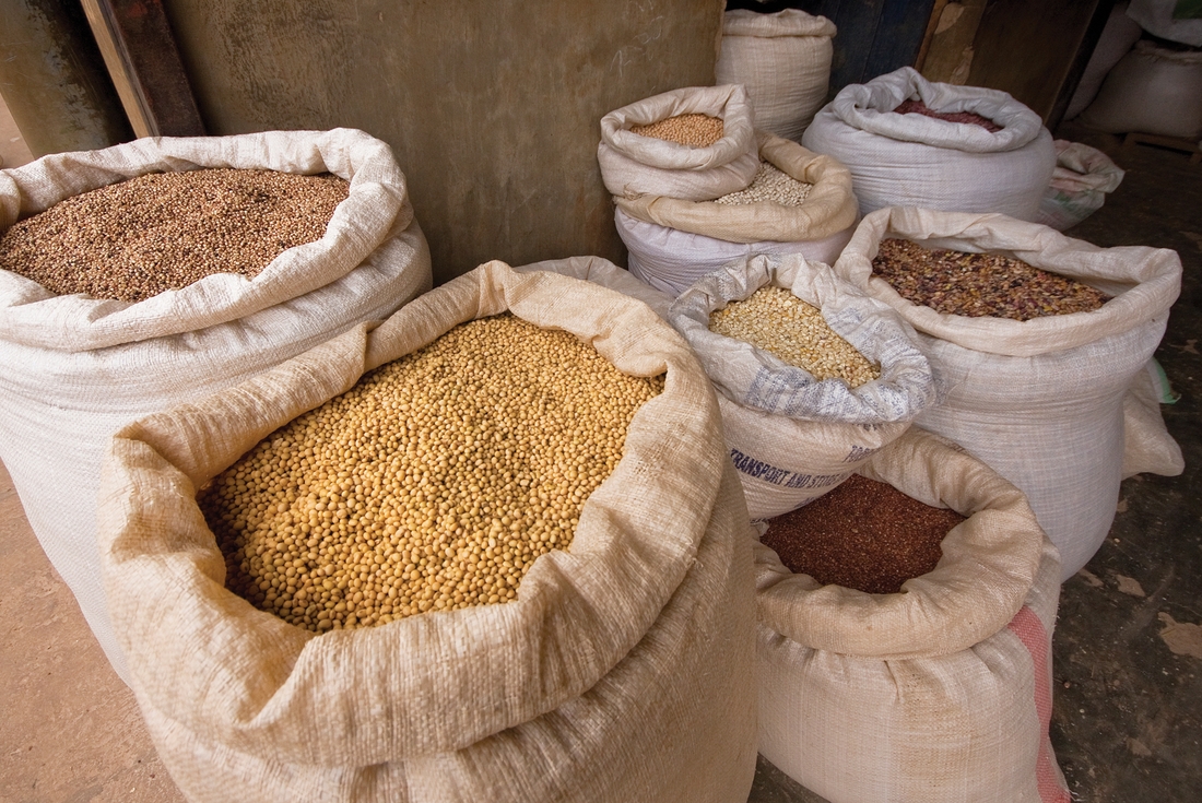 rwanda_kigali_food-sacks-at-market