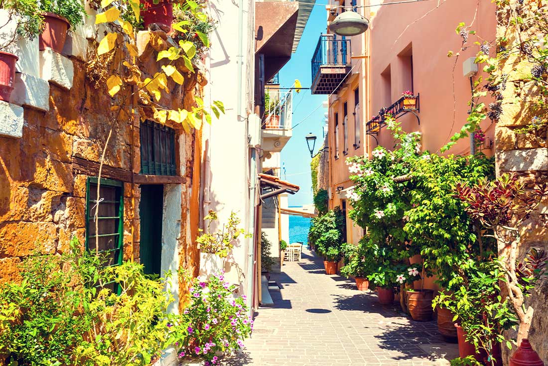 ZLSA - Beautiful Alley way in Chania Crete