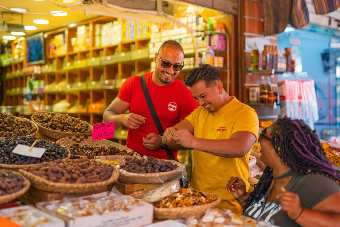 Explore the markets of Amman, with your local leader, in Jordan